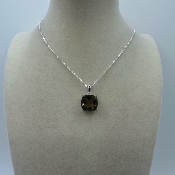 Faceted Square Smoky Quartz Pendant on Silver Chain - Picture 7 of 11
